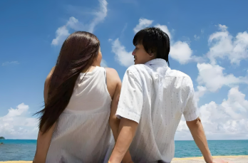 北京婚外情调查:留意婚姻日常中的温馨瞬间，你是否错过了哪些爱的表达？